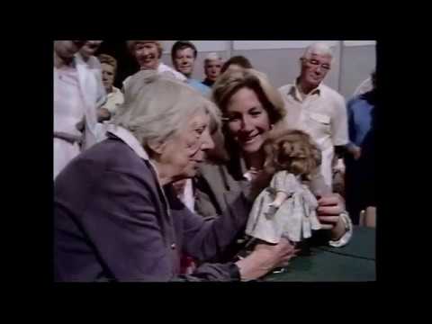 Antiques Roadshow UK Series 11 Episode 4 Bournemouth, Dorset