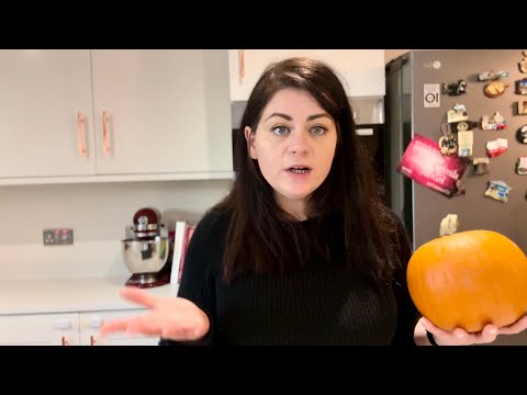 How to carve a pumpkin like a pro 😂😁🎃| #halloween #pumpkin