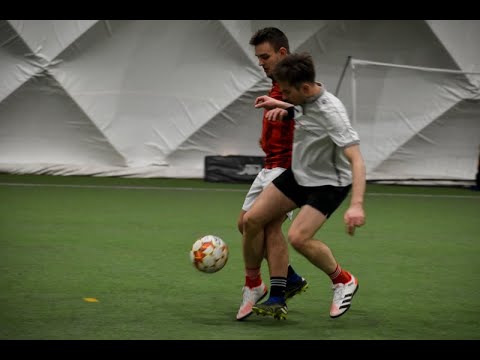 16.02.2022 - III Liga B - HedgeServ vs. Chomik Gdów