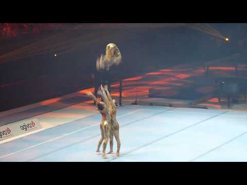 Gymgala Antwerpen 2014 : trio Kaat Dumarey, Ineke Van Schoor en Julie Van Gelder