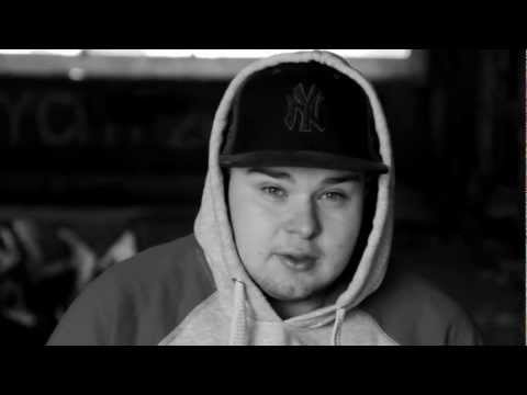 MARIOboss MBS Feat.Biały -Samotność W Tłumie ( OFFICIAL VIDEO )