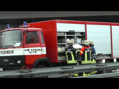 Gefahrgutunfall - BAB A8 - Ulm-West - 12.04.2012