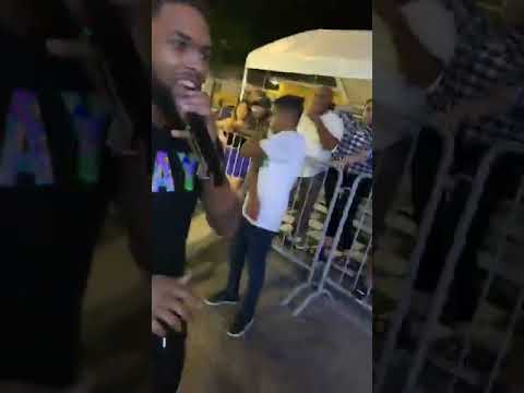 TEENER PARADE  RAY LAUFER  CU DREAMS  (12)