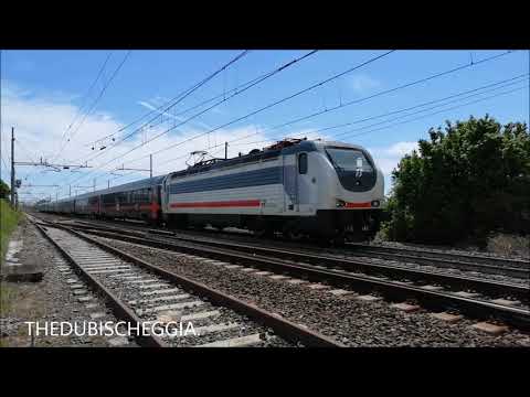 IL SALUTO DELLA E.402 CON INTERCITY NOTTE A SECUGNAGO (LODI) MART. 30 - 4 - 2019