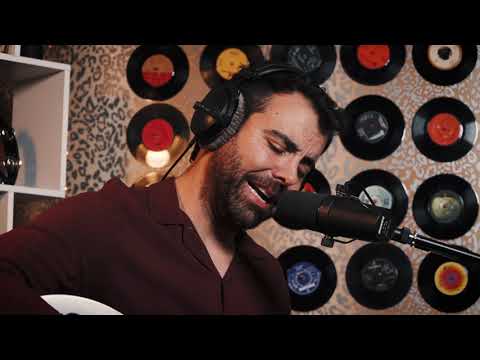 Franky Perez: The Music Shelf Session