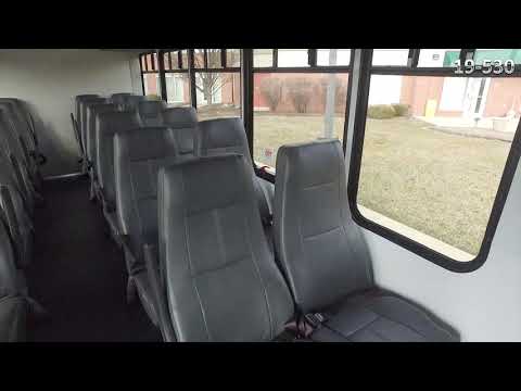 19 930 2019 Ford Starcraft