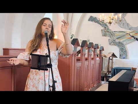 Amy Winehouse - Back to Black (Cover by Flavia Andreea Sandu)