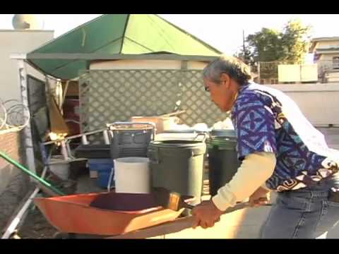 Filipino, homeless and undocumented, continues to donate to an ...