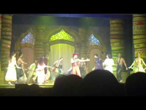 Aladin, saluti finali - Milano 20 nov 2010