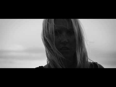 Amy Odell - I Am The Queen