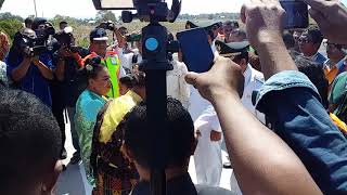 preview picture of video 'Penjemputan Bupati & Wakil Bupati Sikka di Bandara Frans Seda Maumere'