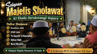 Download lagu Viral Banjarinan Sholawat Pembuka Selapan Majelis Al Huda Jerukwangi #viral #fyp #trending  mp3