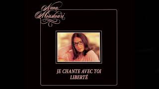 Kadr z teledysku Je chante avec toi liberté tekst piosenki Nana Mouskouri