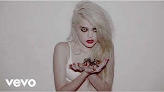 Sky Ferreira - Red Lips (Official Video)