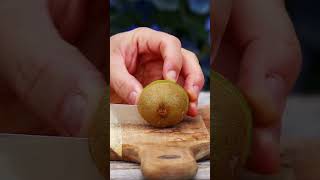 Download lagu Kiwi & Rosemary Margarita mp3