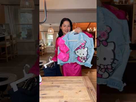 I think I convinced my 12 year old daughter to donate her hair for children with cancer🙏🏼😭🎀