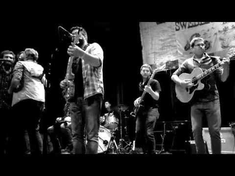 Million Dollar Bill - New Sweden, Commonwealth Choir & Levee Drivers (live at The Queen)