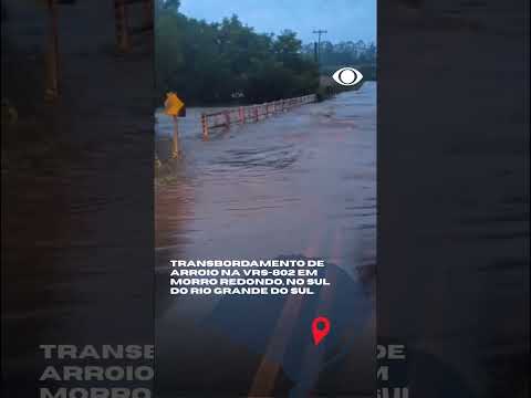 Transbordamento de arroio em Morro Redondo, região sul do Rio Grande do Sul