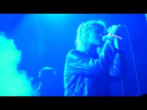 Sky Ferreira - Love In Stereo LIVE HD (2013) Los Angeles El Rey Theatre