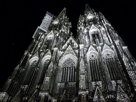 image-Can you climb to the top of the Cologne Cathedral?