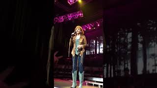 Reba singing Maggie Creek Road from the front row in Durant, Oklahoma 2017