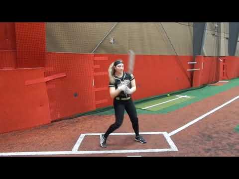 Gianna Woods 2022 Grad