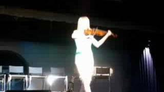 Maggie Estes Amazing Fiddle Playing and Dancing