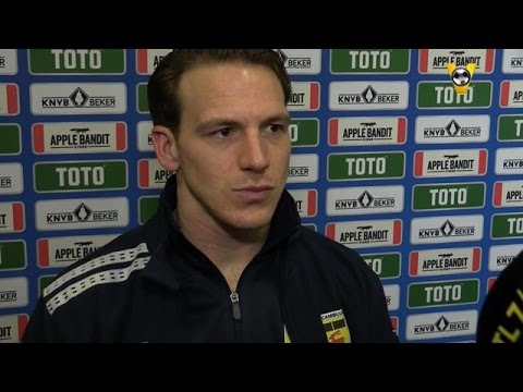 Schilder schoot z'n penalty hoog over: "Daarom zat - VOETBAL INSIDE