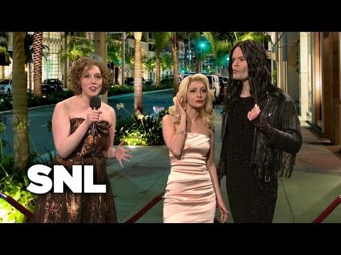 Weekend Update: Vanessa at the Golden Globes - Saturday Night Live