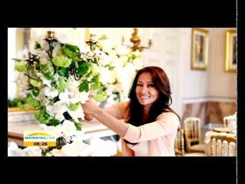 download lagu mp3 mp4 Celebrity Wedding Florist, download lagu Celebrity Wedding Florist gratis, unduh video klip Celebrity Wedding Florist