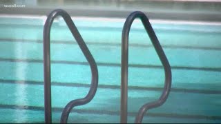 Download lagu Can coronavirus spread in pools and hot tubs? mp3