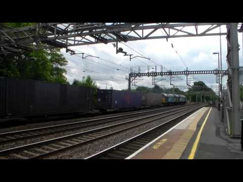 DRS Class 57s, 57009 & 57010, 4M34 passing Rugeley Trent Valley (22nd May 2014)