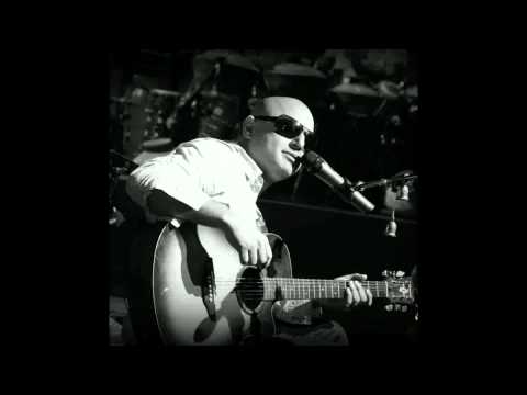 Ali Azmat - Yeh Jism Hai Tho Kia (Full Song)