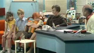 Astrid Lindgren intervjuas i Hylands hörna tillsammans med Pippi Långstrump.