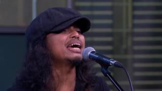 Download lagu Gugun Blues Shelter - Hitam Membiru - Live at Indonesia Morning Show mp3 Download lagu Gugun Blues Shelter - Hitam Membiru - Live at Indonesia Morning Show mp3