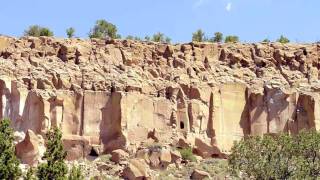 preview picture of video 'Puye Cliffs Visitor Information'