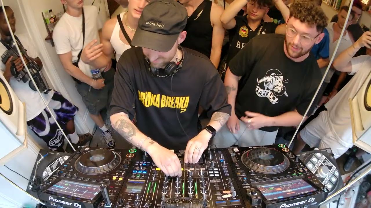 Bushbaby B2b Eloq - Untitled Set