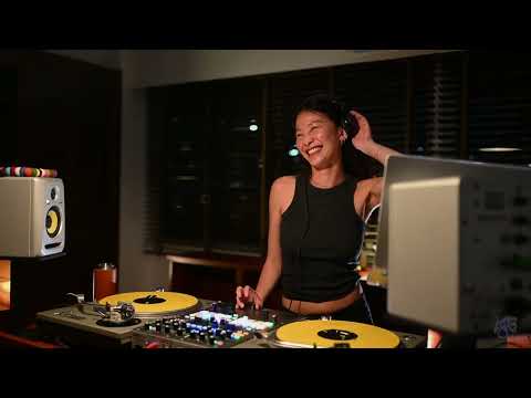 Patra Plays Vol. 3 — a quiet evening at home. One hour of Thai songs