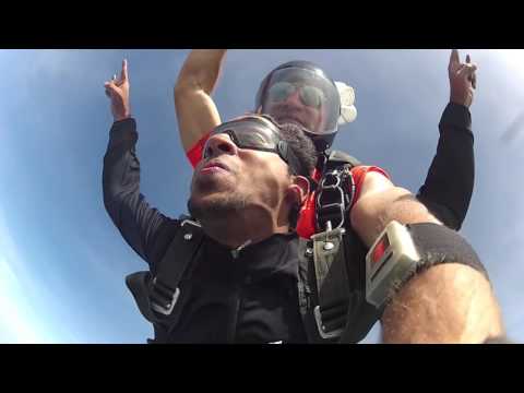 Tandem Skydive | Mohammed Amoodi