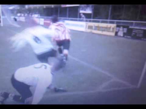 Marlinho's actie vs. JSV B1 (kampioenswedstrijd Alphense Boys B1)