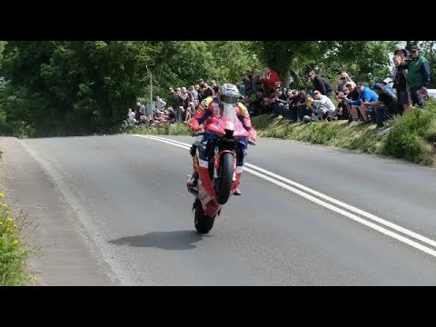 Crosby Jump - Isle of Man TT 2023 - RL360 Superstock TT Race 1