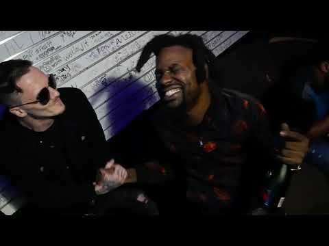 Tae Linen & D Biz - 10x10