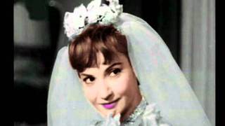 كلمات اغنية طالعه من بيت ابوها سمير الاسكندراني