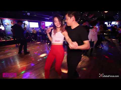 솔 & 보라 바차타 - Pablo y Raquel Social Party