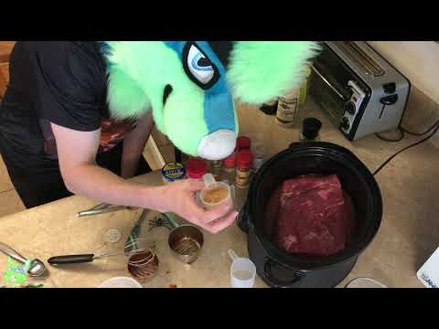 Slow-Cook Barbecue Brisket (With homemade sauce)