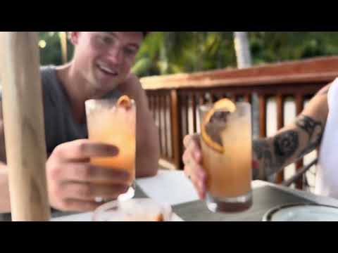 The Solwave. (Jake Reynolds & Perry Idyll) Featuring Kylon Eiley, Yanni