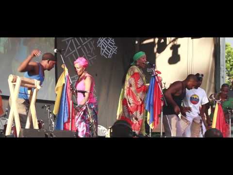 Betsayda Machado & La Parranda El Clavo in Canada