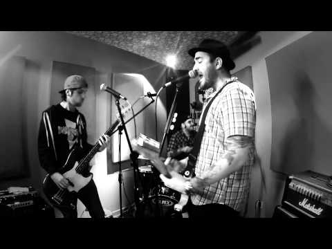 Sin Etiqueta en Pelagatos Radio - Soundtrack