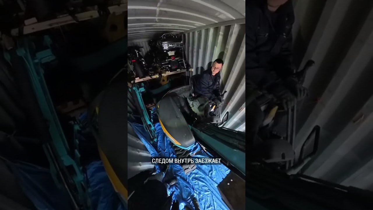 9 единиц спецтехники и 2 мотоцикла загрузили в один 40-футовый контейнер.