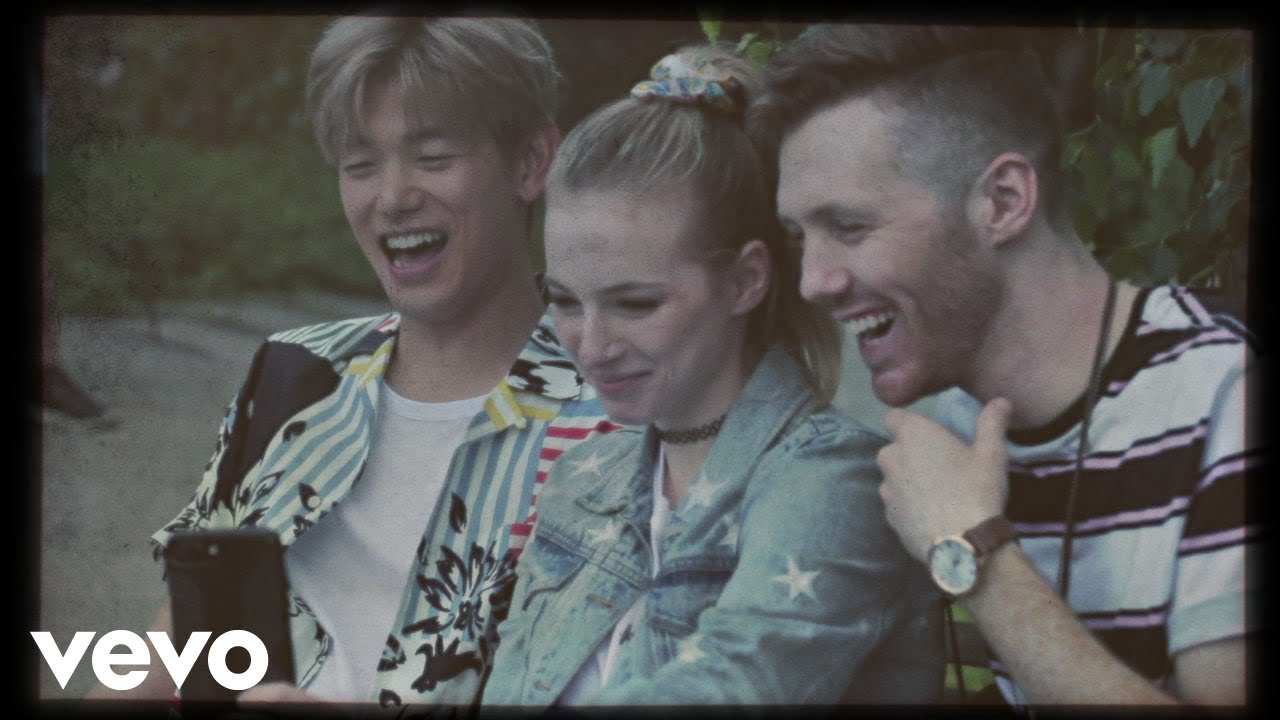 Loote ft. Eric Nam — Your Side Of The Bed